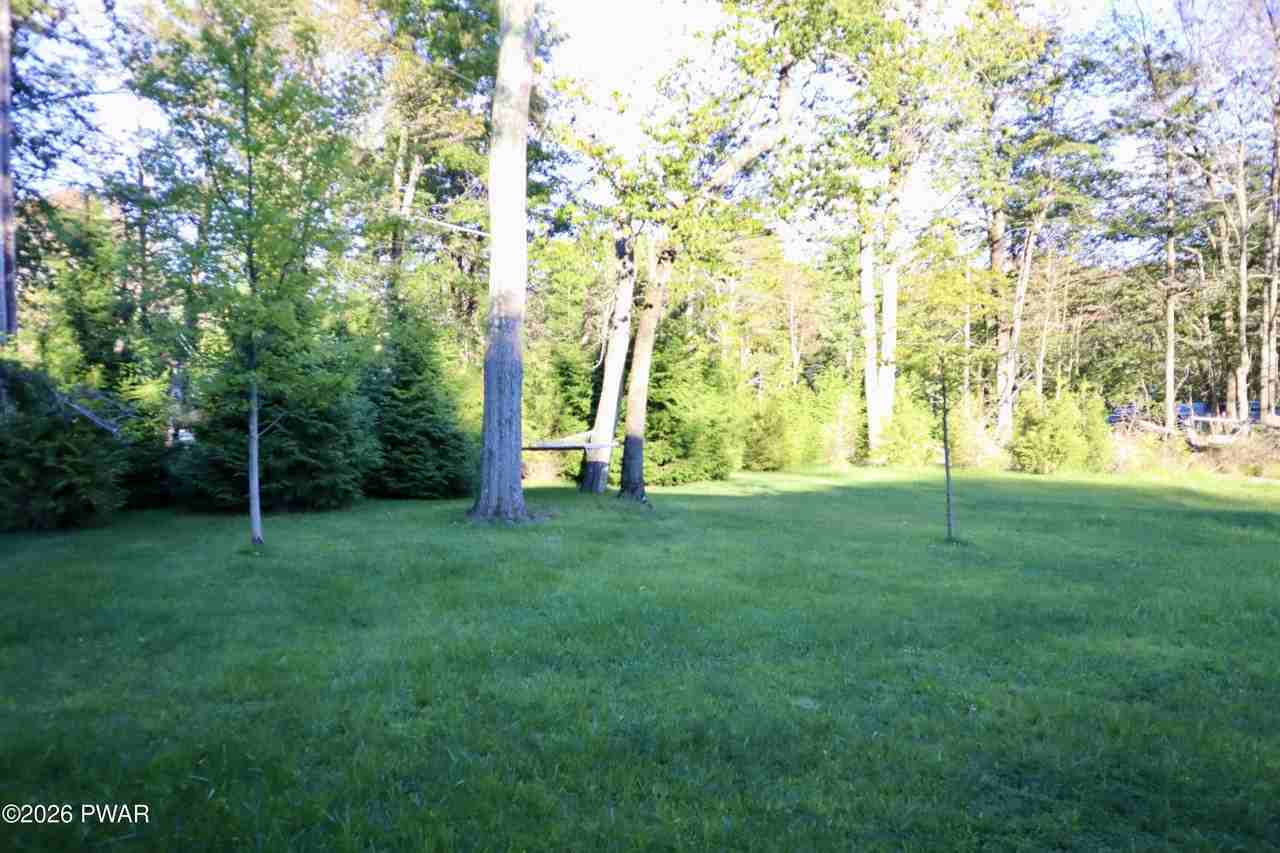1095 Westside Dr - Photo 6 of 24