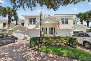 featured image of 3569 Sw Sawgrass Villas Dr #1C