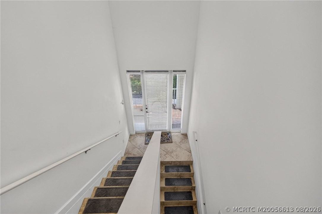 3569 Sw Sawgrass Villas Dr #1C - Photo 3 of 31