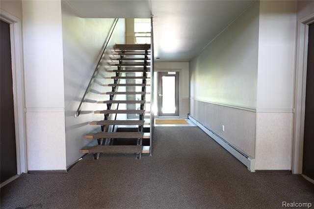 359 Concord Pl Apt 4 - Photo 6 of 36