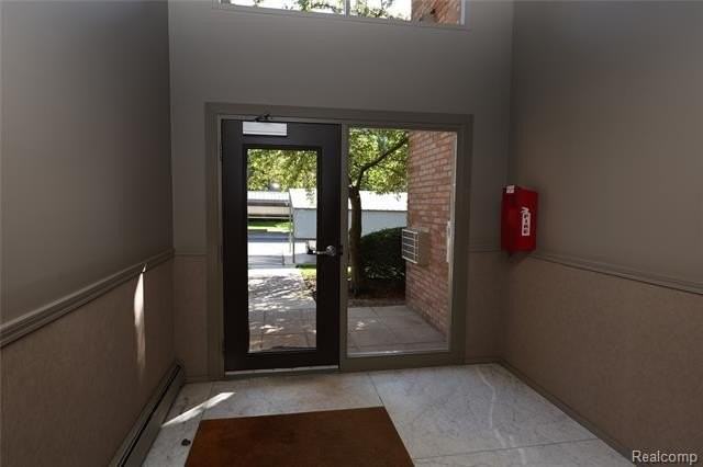 359 Concord Pl Apt 4 - Photo 7 of 36