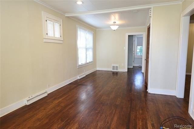 1244 Holland St - Photo 5 of 23