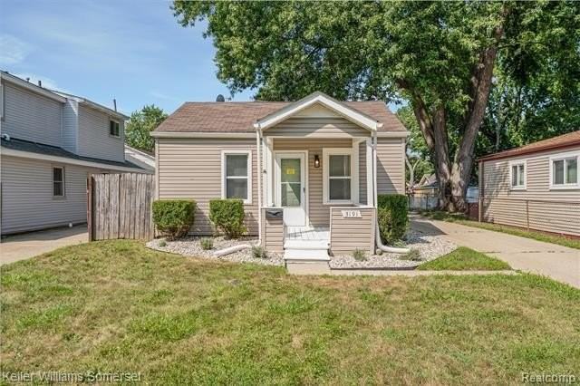 3191 Harris St - Photo 4 of 31