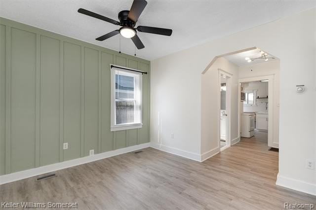 3191 Harris St - Photo 5 of 31