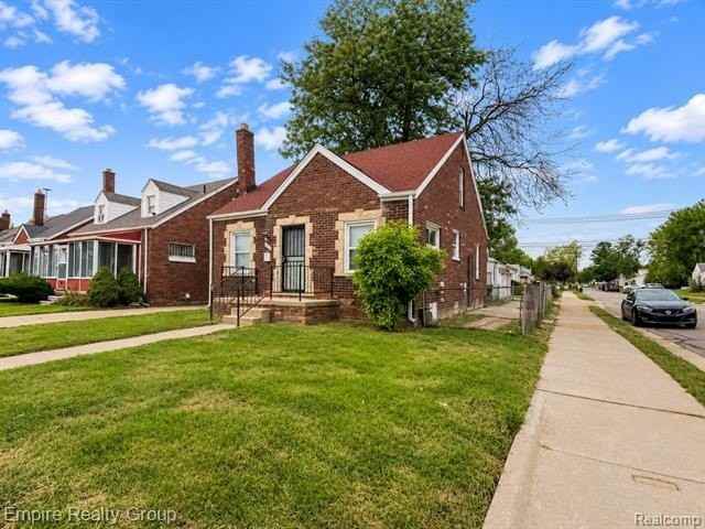3167 E Outer Dr - Photo 3 of 35
