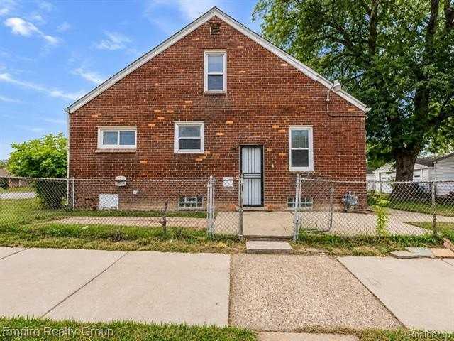 3167 E Outer Dr - Photo 4 of 35