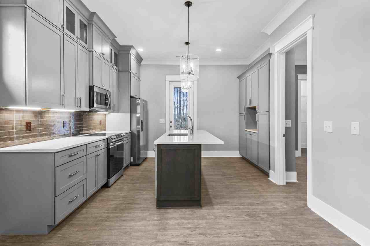 1713 Double Oak Trl #1 - Photo 7 of 36