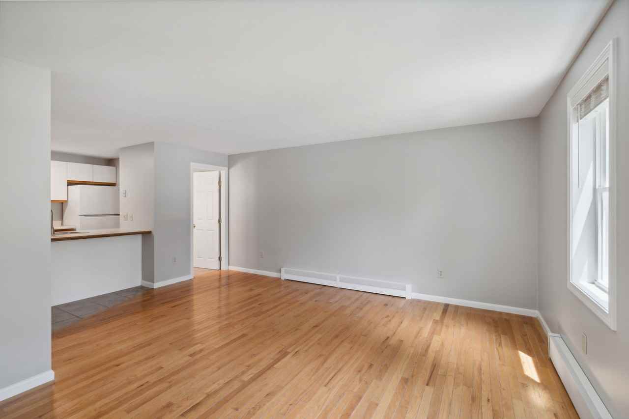 14 Rose Terrace Cir #14RTC - Photo 4 of 18