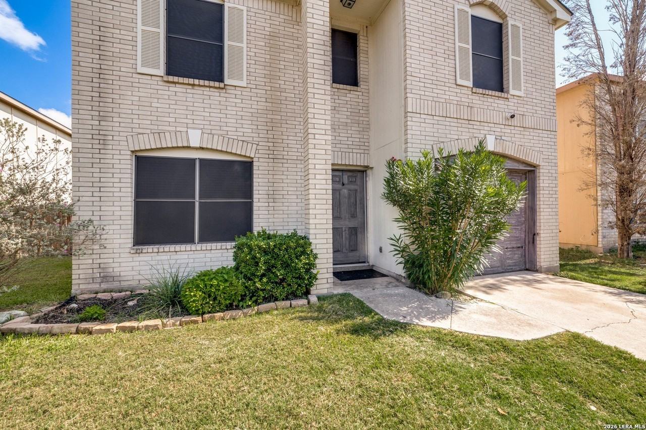 9567 Celine Dr - Photo 4 of 24