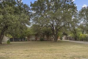featured image of 144 Greenlawn Dr