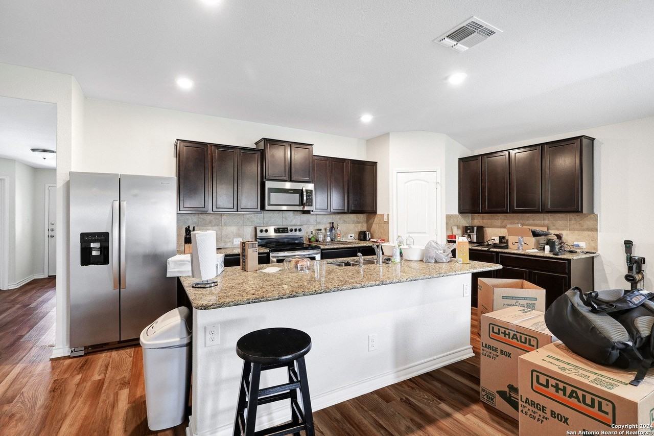 7226 Altair Loop - Photo 4 of 22