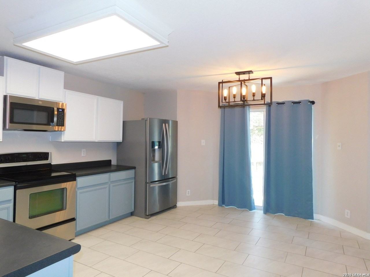4615 Adkins Trl - Photo 7 of 23