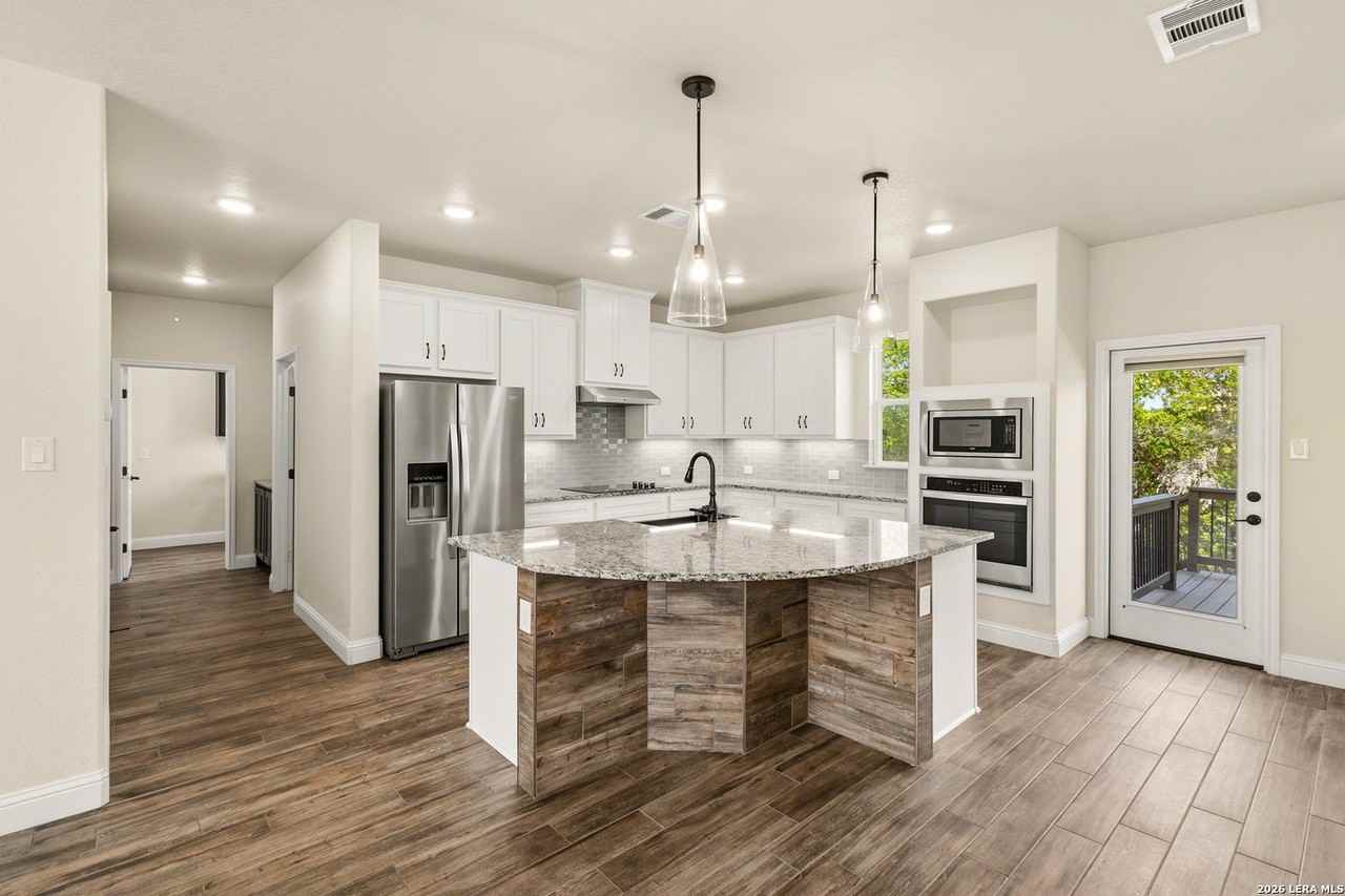 710 Caballo Trl - Photo 4 of 26