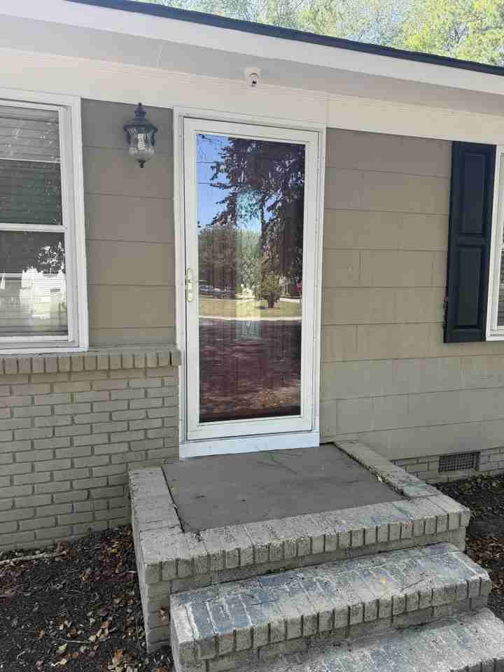 28 Gertrude Dr - Photo 2 of 30