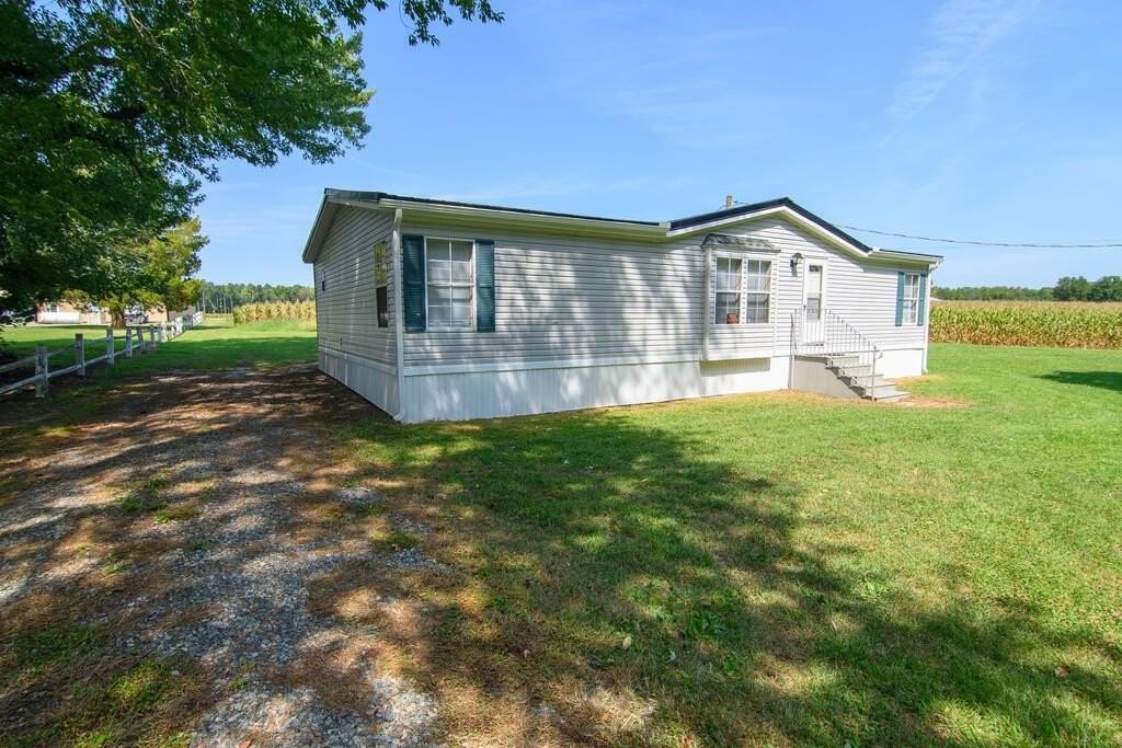 32764 Elmore Rd - Photo 3 of 22