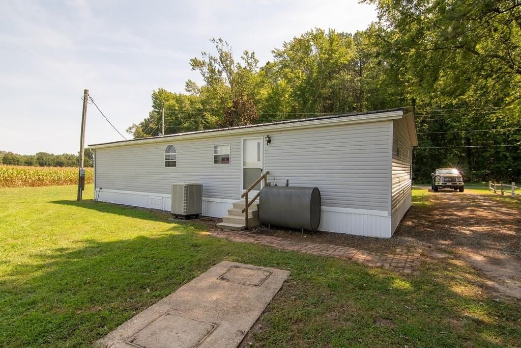 32764 Elmore Rd - Photo 5 of 22