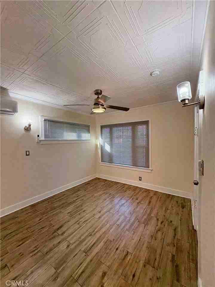 166 French Ave - Photo 5 of 21
