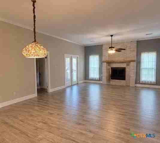222 Preston Holw - Photo 3 of 12