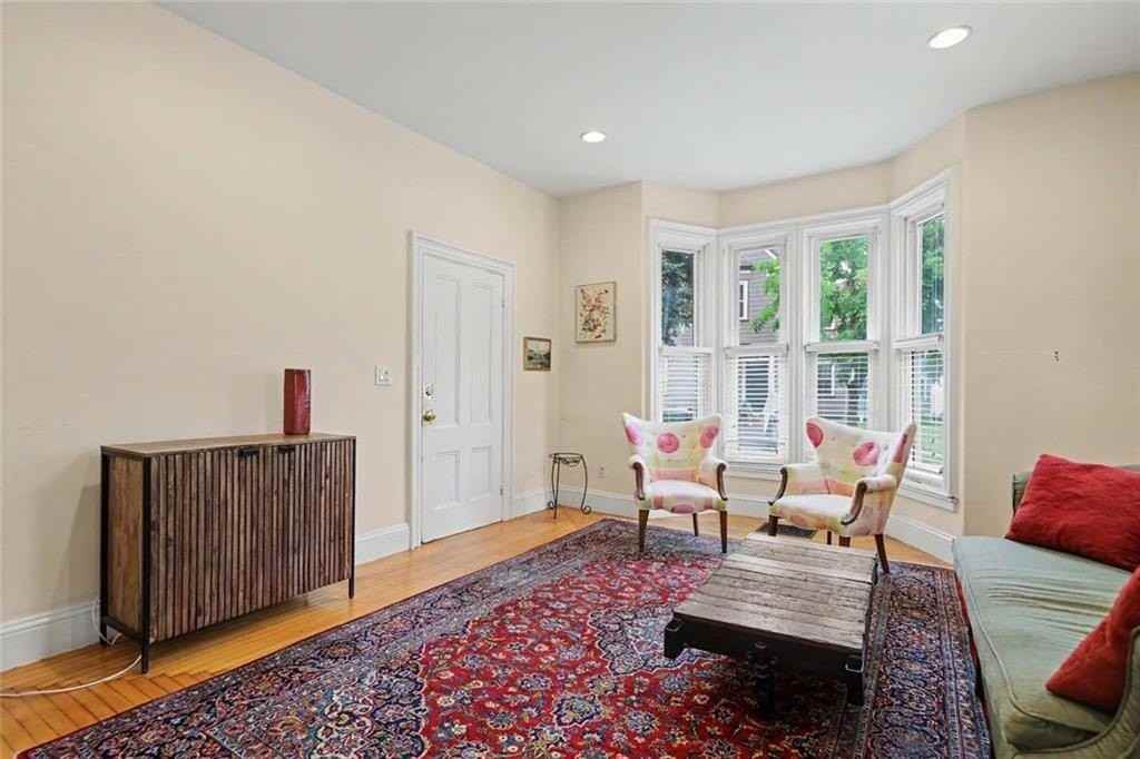 35 Hammond St #1 - Photo 7 of 30