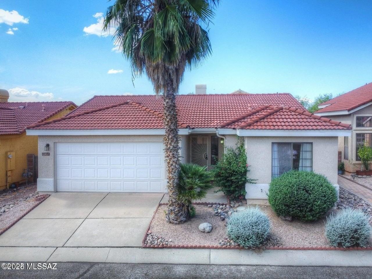10407 N Fair Desert Dr - Photo 3 of 22