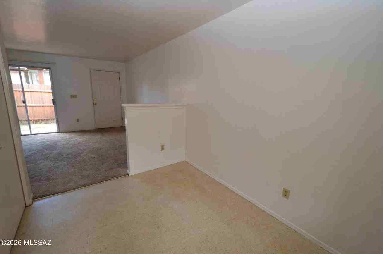 1616 N Columbus Blvd - Photo 7 of 10