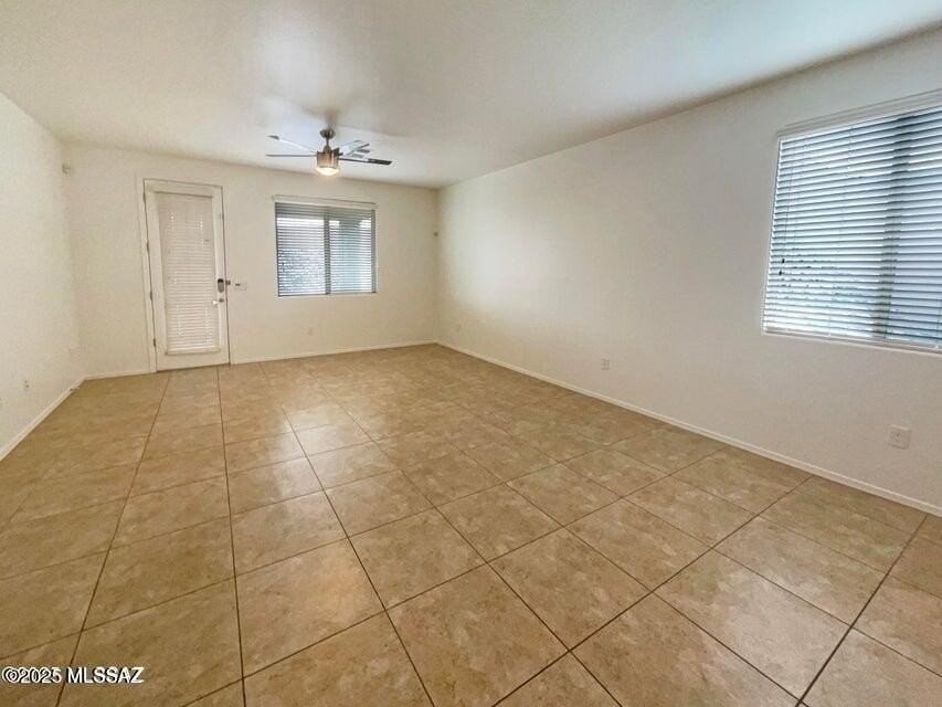 58834 E Branding Iron Ct - Photo 3 of 23