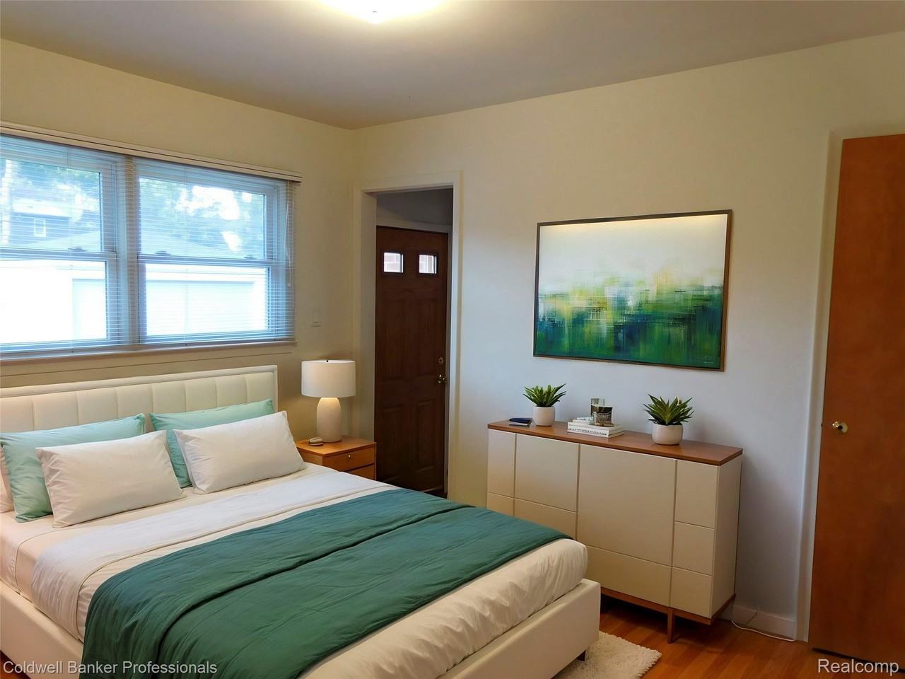 1527 Hazel St - Photo 7 of 20