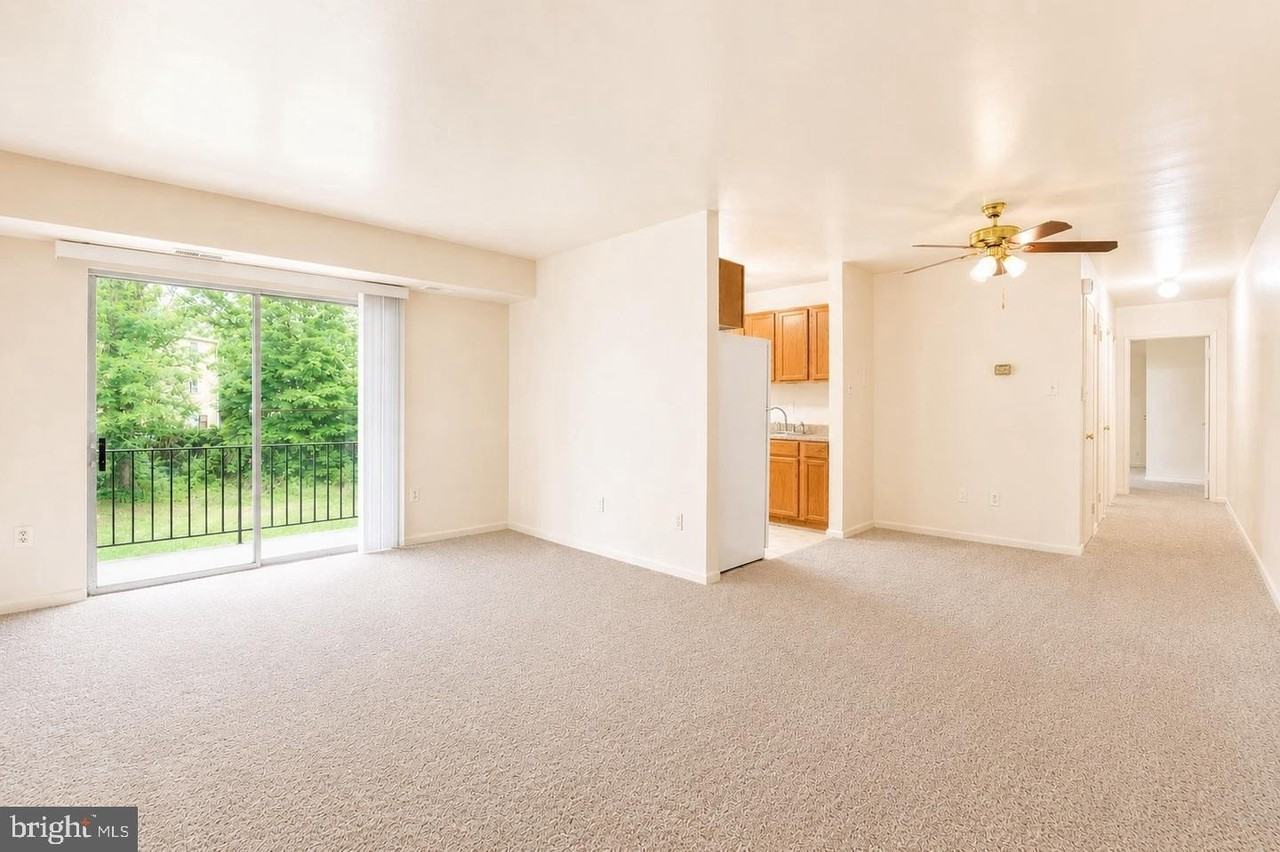 4925 Quarles St Ne #203 - Photo 6 of 21
