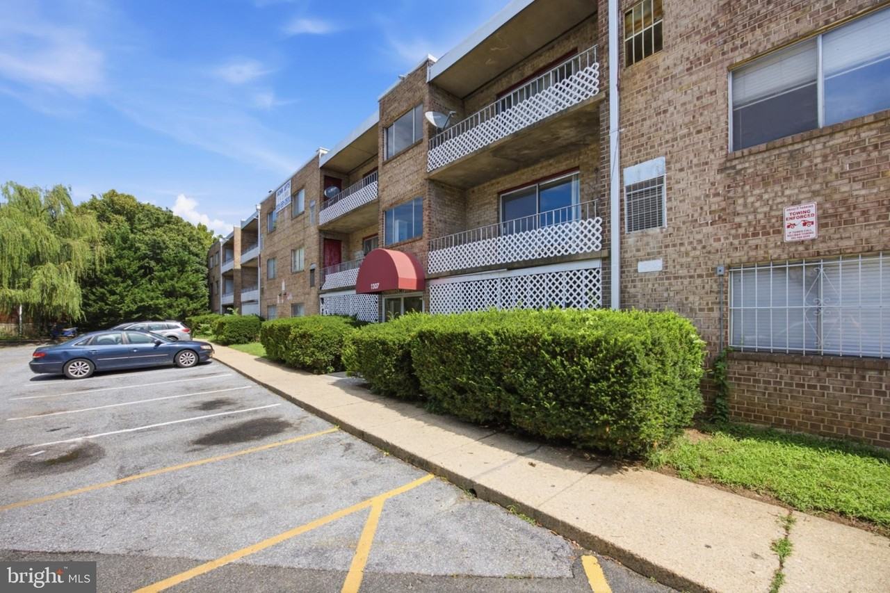 1307 Congress St Se #4
