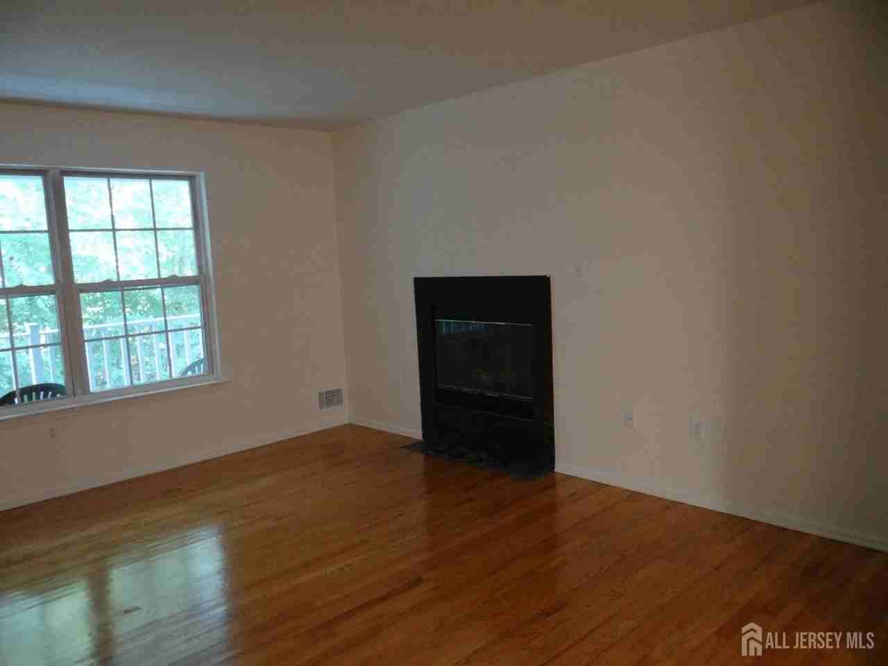 129 Prestwick Way - Photo 6 of 15