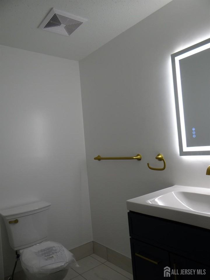 129 Prestwick Way - Photo 7 of 15