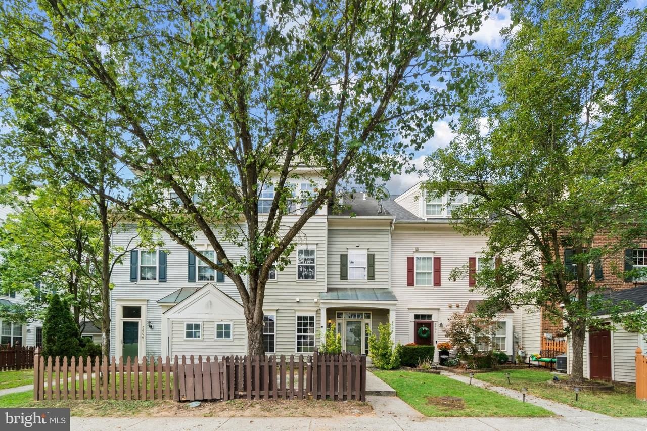 8604 Provance Pl - Photo 2 of 20