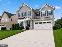728 Falcon Ln - Photo 1 of 1