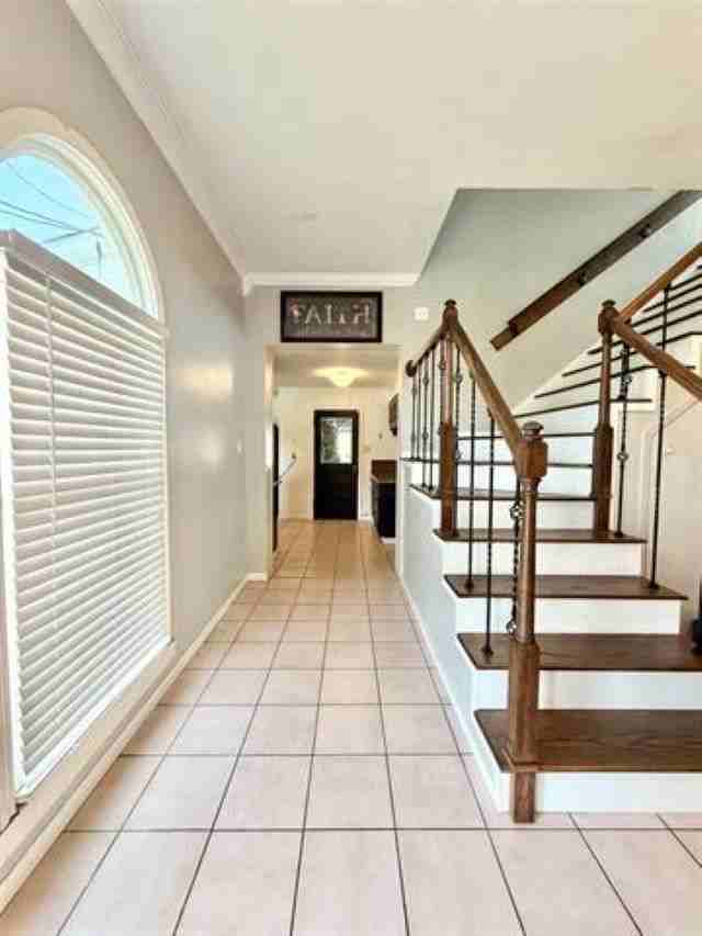 3440 Evalon Ave - Photo 4 of 34