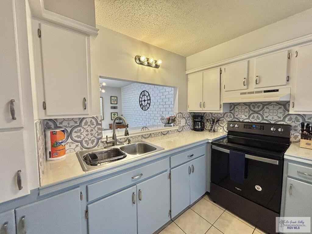904 Country Club Rd ## 3 - Photo 3 of 21