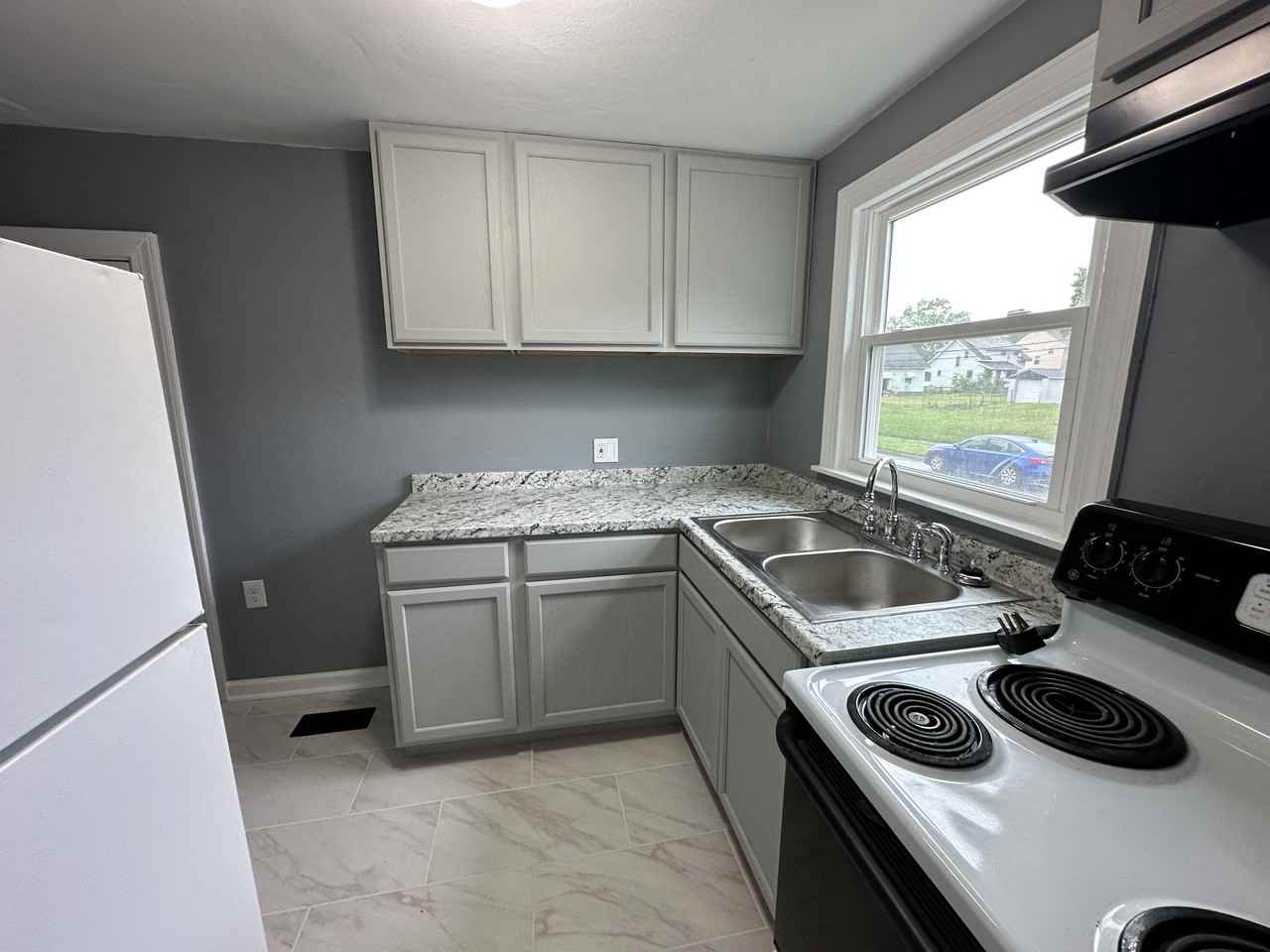 15 Edith St #1 - Photo 7 of 9