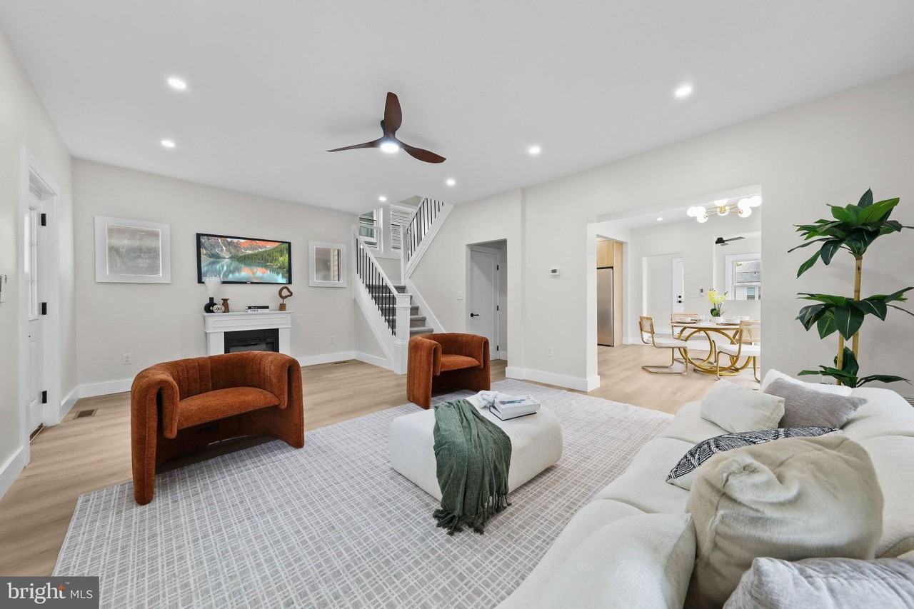 505 Newton Ave - Photo 7 of 35