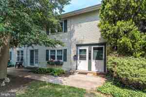 featured image of 704 Yardley Cmns