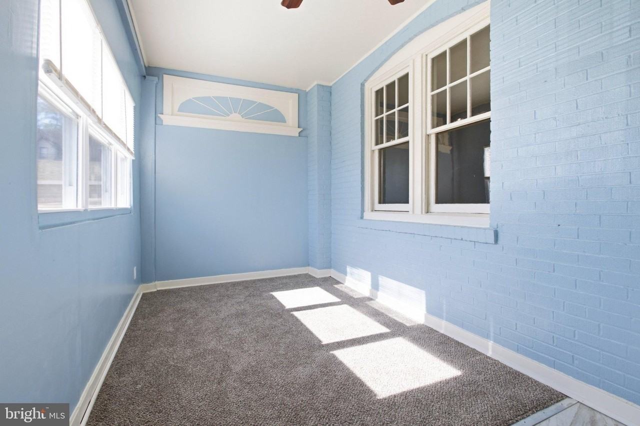 320 Highland Ave - Photo 2 of 24