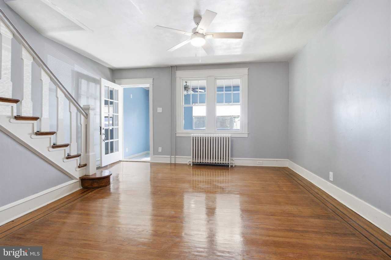 320 Highland Ave - Photo 6 of 24