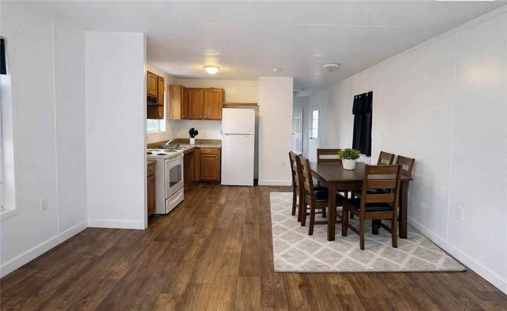135 Stephen Ballay Ln - Photo 2 of 7