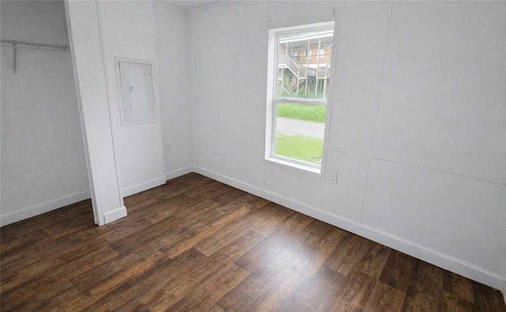 135 Stephen Ballay Ln - Photo 4 of 7