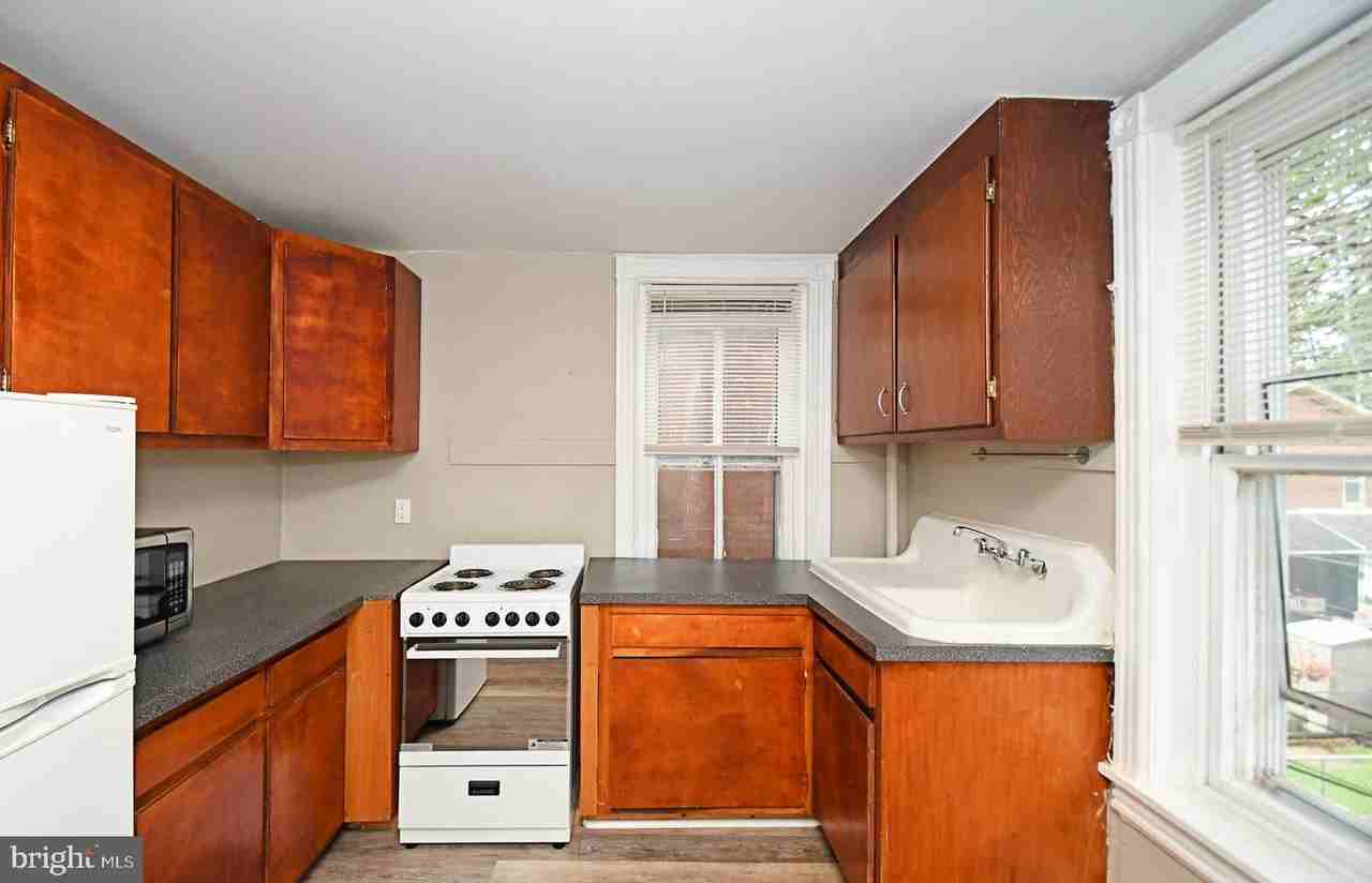 316 Lincoln Ave - Photo 7 of 24