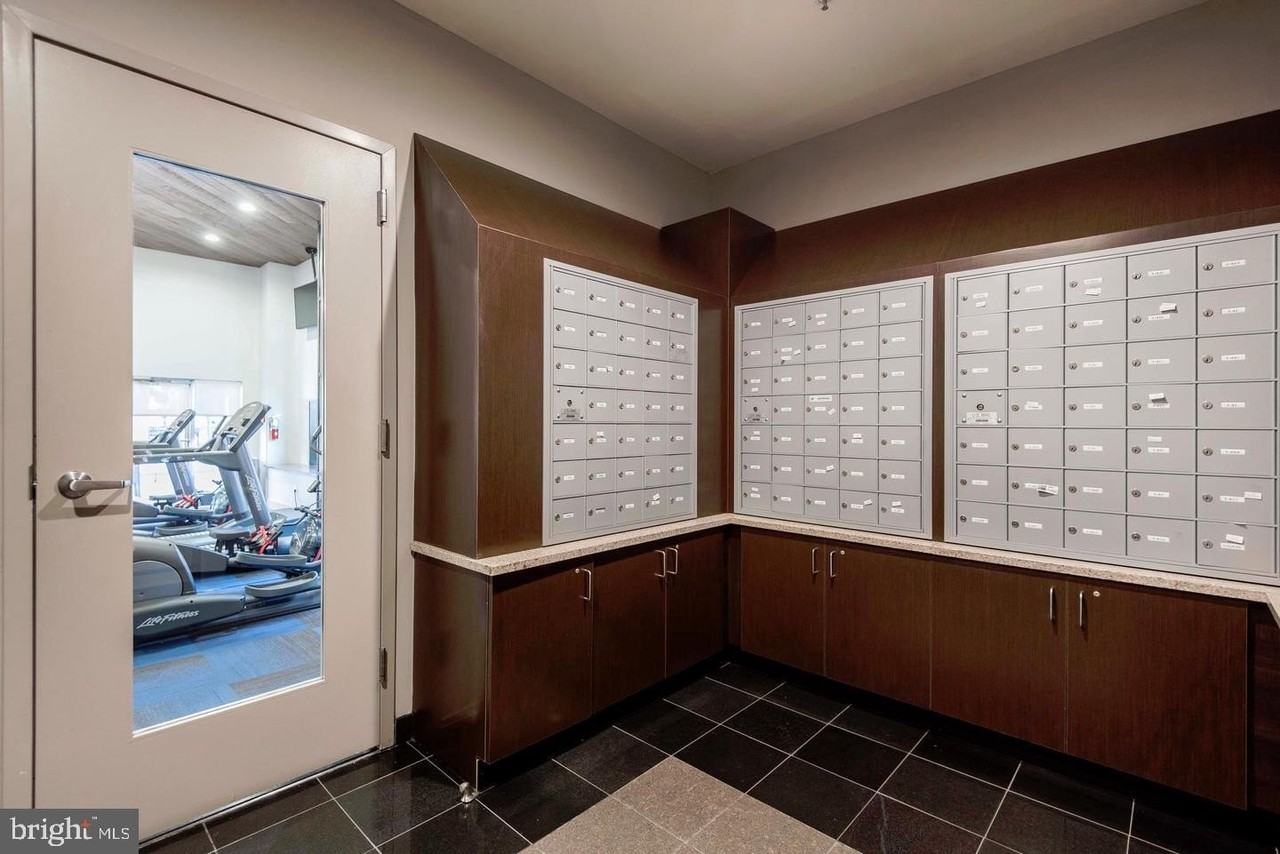 2100 Walnut St Ste 2 #10M - Photo 3 of 15