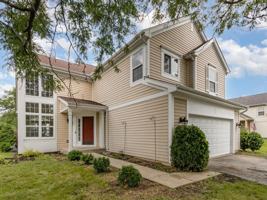 featured image of 11 Lindsey Ct E