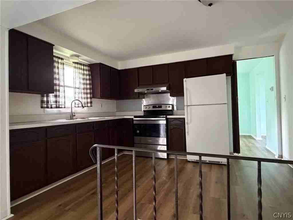 5265 Jamesville Rd - Photo 6 of 11