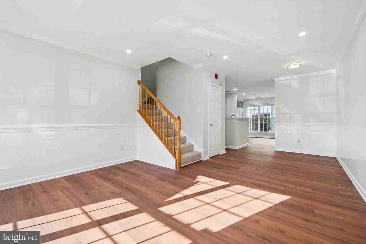 2494 Quick St #102 - Photo 4 of 27