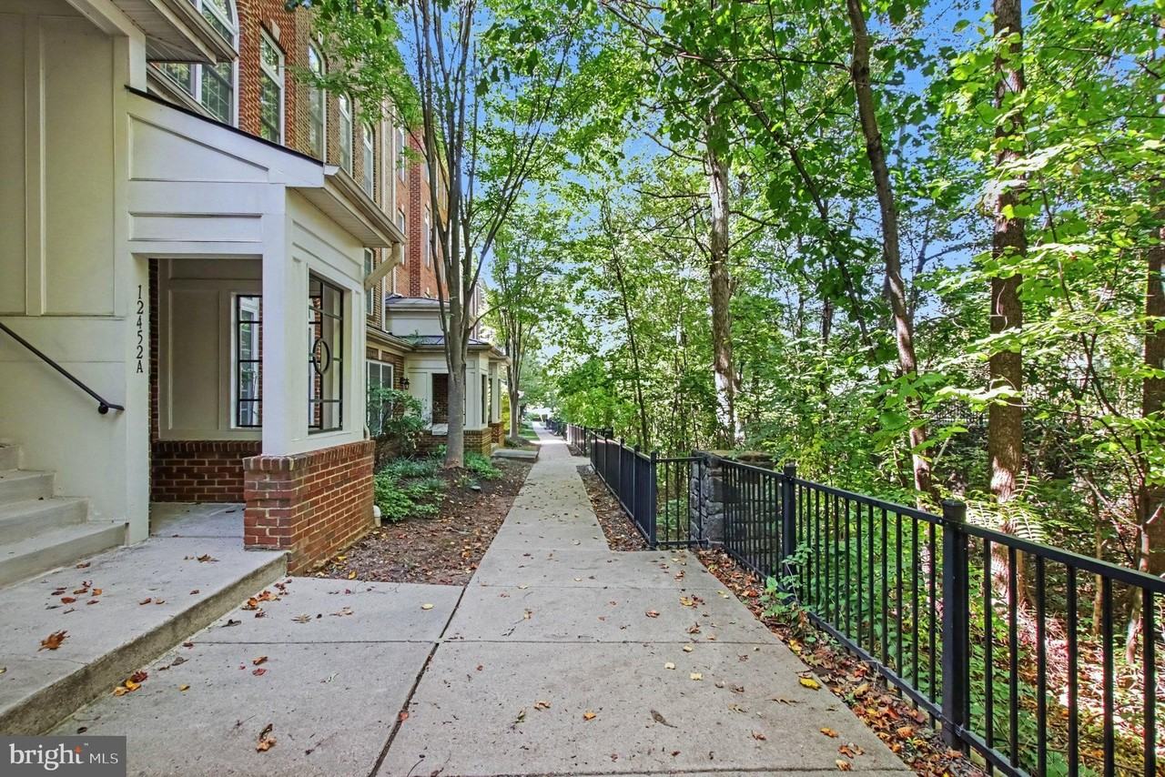 12450-A Liberty Bridge Rd #204A - Photo 5 of 33
