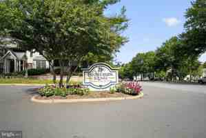 featured image of 12160 Penderview Ln #1725