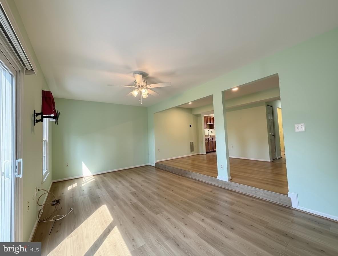 5406 New London Park Dr - Photo 5 of 16